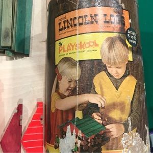 1960’s Lincoln Logs 260 pieces